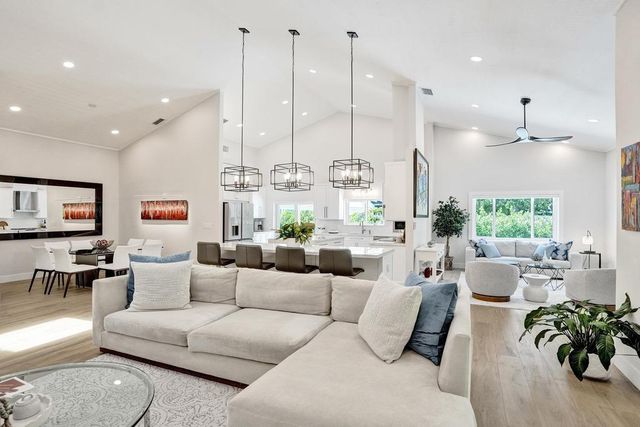 2845 NW 42nd Street, Boca Raton, FL 33434