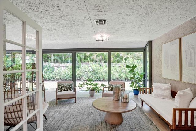 2845 NW 42nd Street, Boca Raton, FL 33434