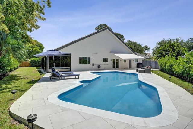 2845 NW 42nd Street, Boca Raton, FL 33434