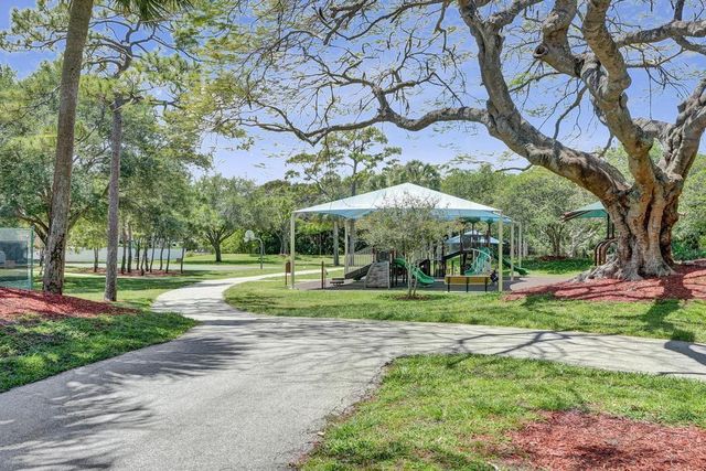 2845 NW 42nd Street, Boca Raton, FL 33434