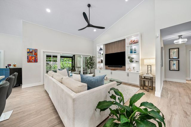 2845 NW 42nd Street, Boca Raton, FL 33434