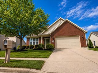 653 Willowpoint Court, Troy, OH 45373