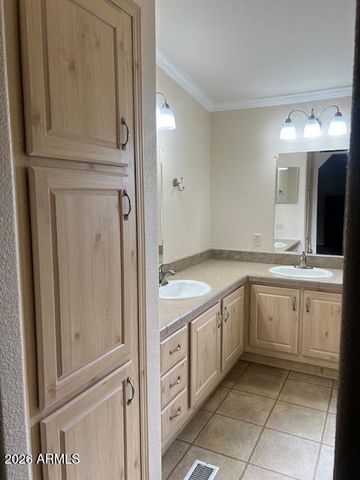 16246 N 33RD Place, Phoenix, AZ 85032