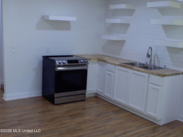 4129 Plaza Street, Jackson, MS 39206