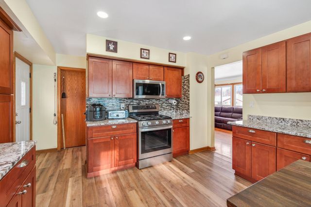 1151 Herbert Street, Saint Paul, MN 55106