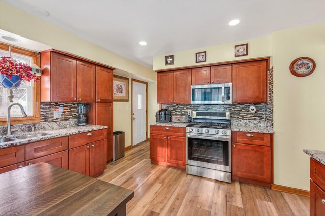 1151 Herbert Street, Saint Paul, MN 55106