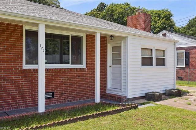 125 Woods RD, Newport News, VA 23601