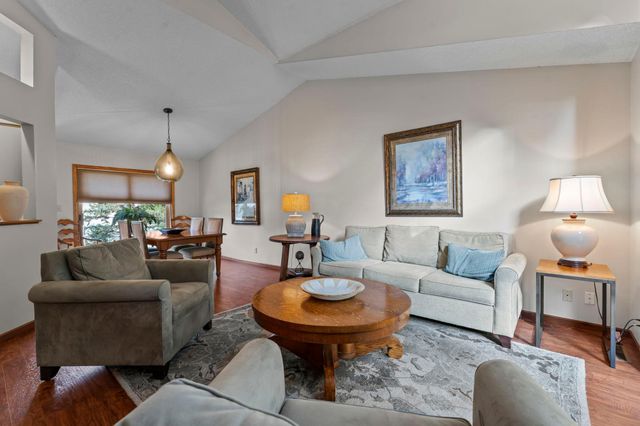 322 74th Avenue N, Brooklyn Park, MN 55444