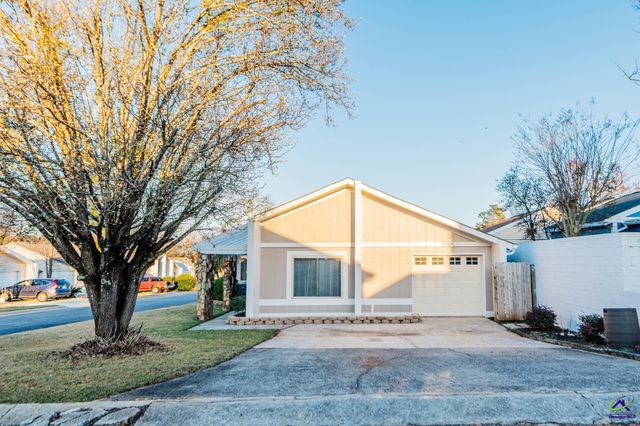 200 Atrium Ct, Warner Robins, GA 31088