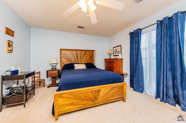 200 Atrium Ct, Warner Robins, GA 31088