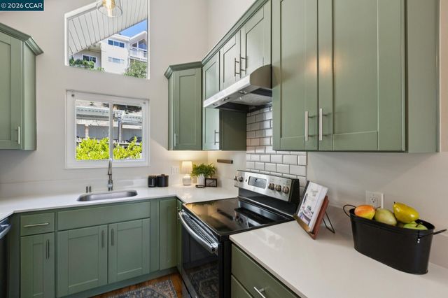 124 Ascot Ct B, Moraga, CA 94556