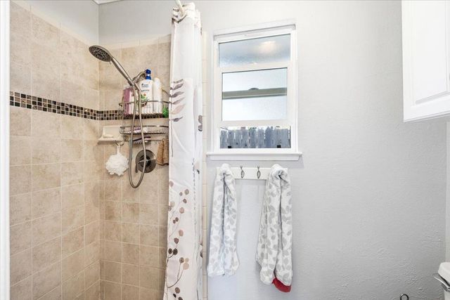 8465 Cortadera Dr, Orangevale, CA 95662