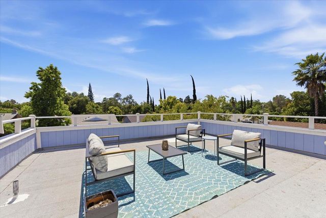 8465 Cortadera Dr, Orangevale, CA 95662