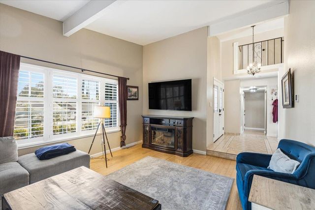 8465 Cortadera Dr, Orangevale, CA 95662