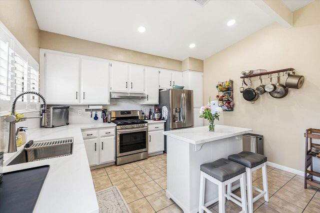 8465 Cortadera Dr, Orangevale, CA 95662
