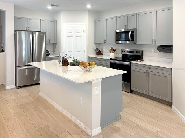 3798 KING HILL DRIVE, Haines City, FL 33844