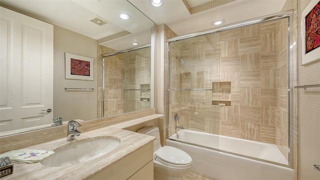 35 WATERGATE DRIVE 1005, Sarasota, FL 34236