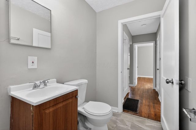 3081 Grasmere Avenue, Columbus, OH 43224