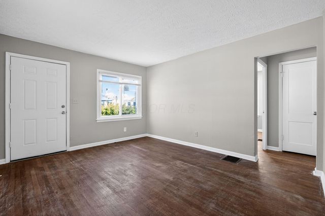 3081 Grasmere Avenue, Columbus, OH 43224