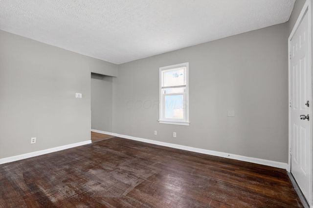 3081 Grasmere Avenue, Columbus, OH 43224