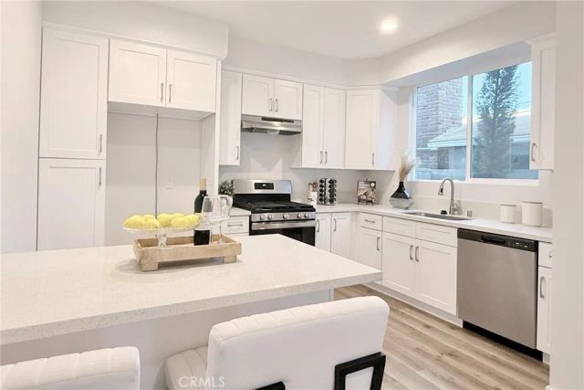 11237 Gladhill Road 5, Whittier, CA 90604