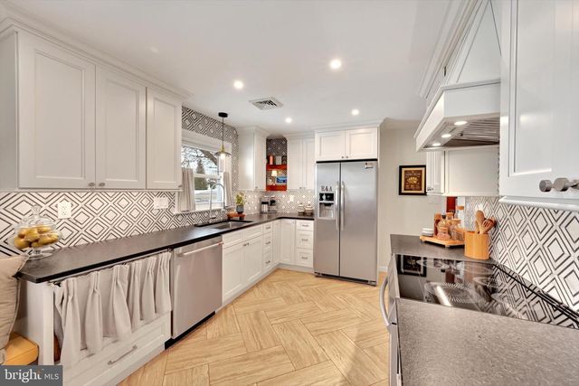 962 ANDERSON FERRY RD, Mount Joy, PA 17552