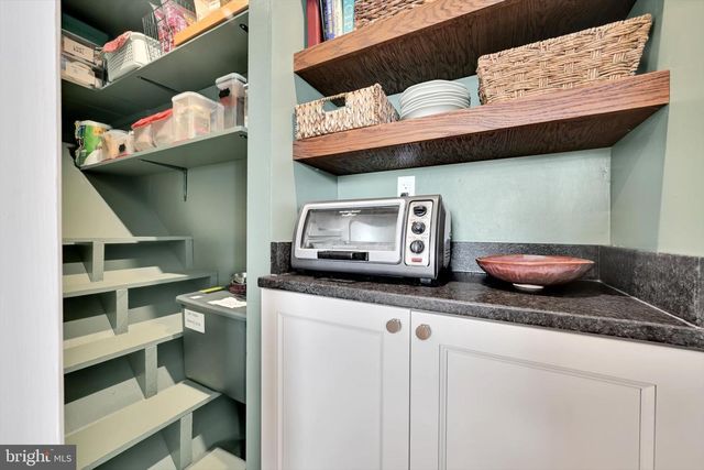 962 ANDERSON FERRY RD, Mount Joy, PA 17552