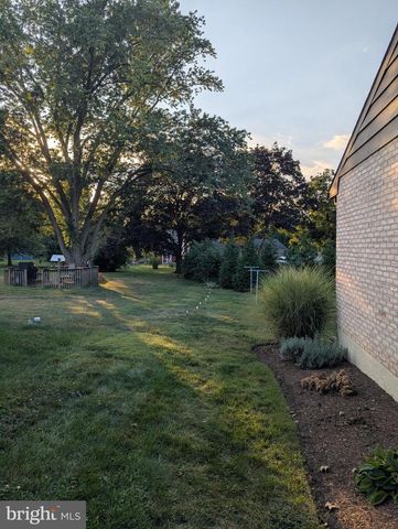 962 ANDERSON FERRY RD, Mount Joy, PA 17552