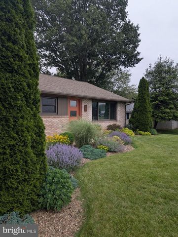 962 ANDERSON FERRY RD, Mount Joy, PA 17552