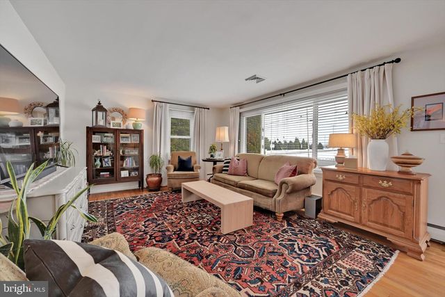 962 ANDERSON FERRY RD, Mount Joy, PA 17552