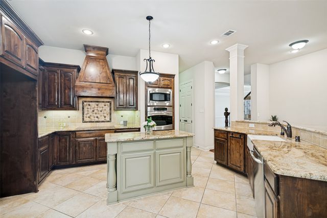 10715 Dixon Branch Drive, Dallas, TX 75218