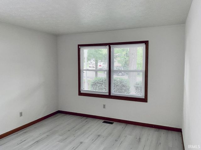 1418 S Palmer Avenue, Bloomington, IN 47401