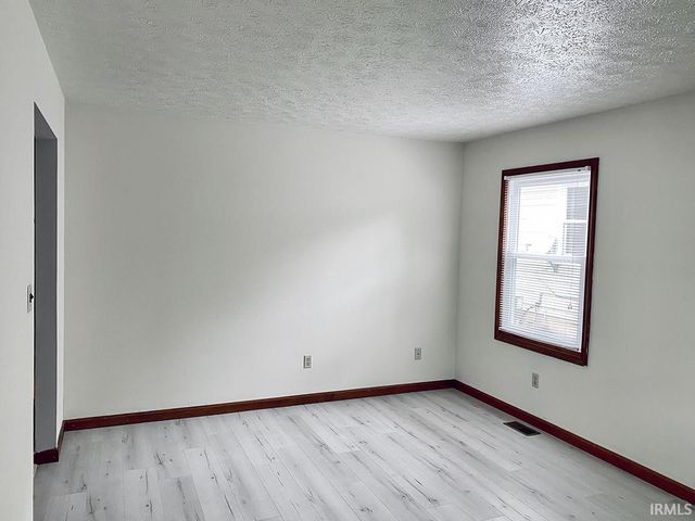 1418 S Palmer Avenue, Bloomington, IN 47401