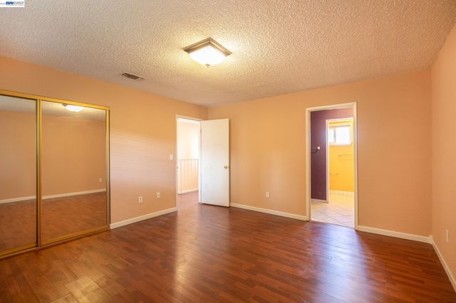 3241 Arnaudo Ln, Tracy, CA 95376