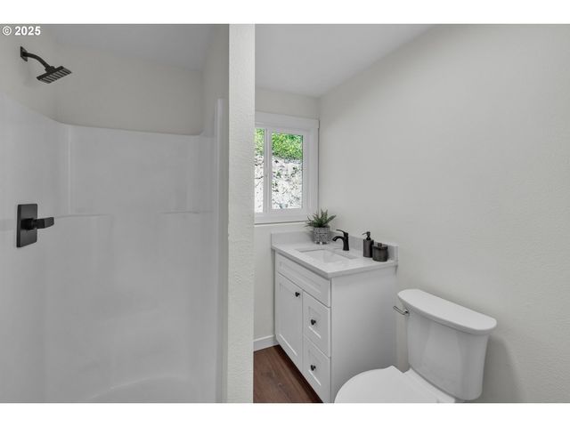 37465 DUBARKO Rd, Sandy, OR 97055