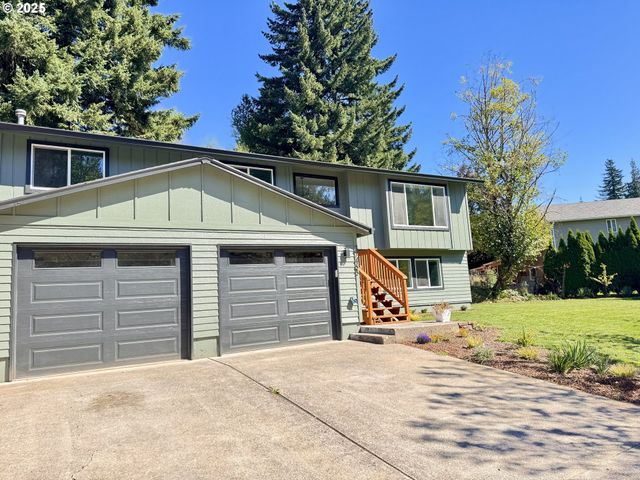 37465 DUBARKO Rd, Sandy, OR 97055
