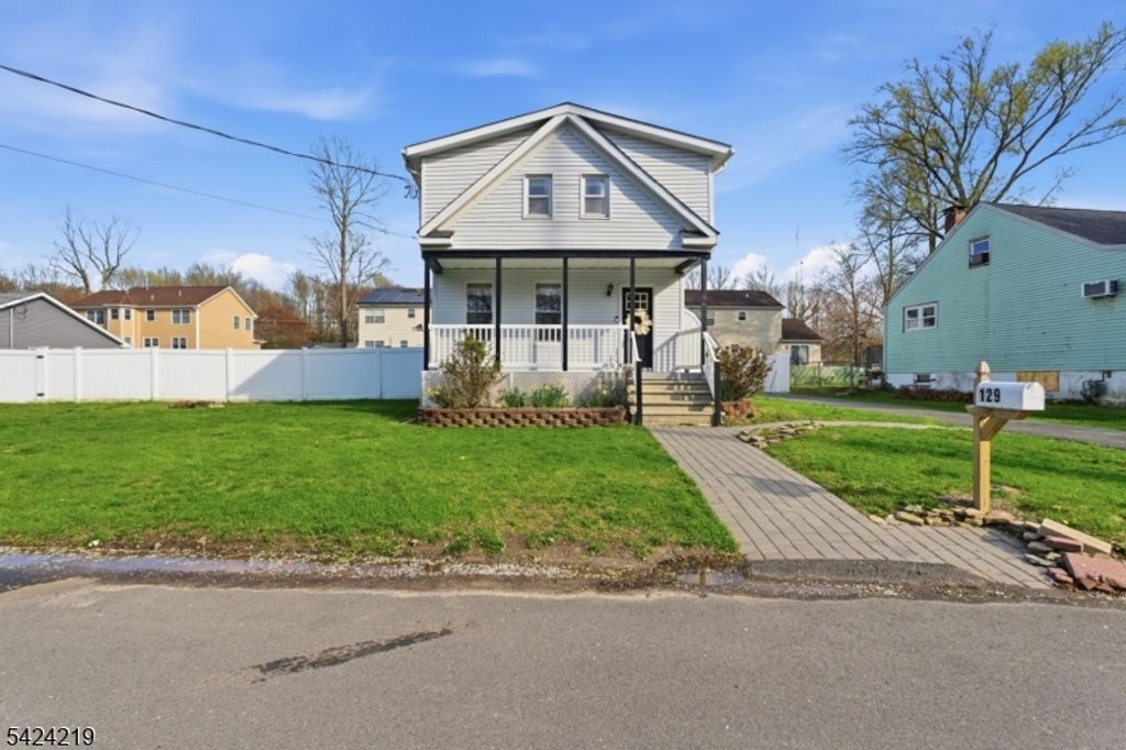 129 Willow Ave, Aberdeen Twp., NJ 07747 — photo 3