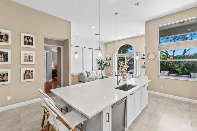 7868 NW 71st Way, Parkland, FL 33067