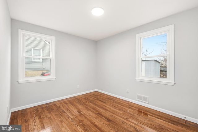 30 3RD AVE, Halethorpe, MD 21227