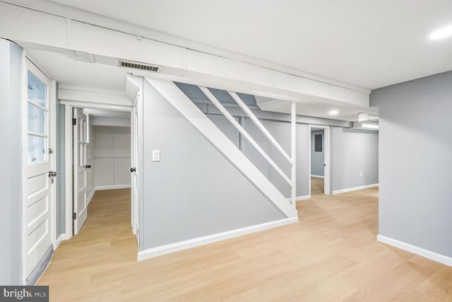 30 3RD AVE, Halethorpe, MD 21227