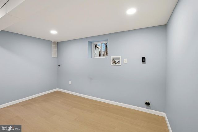 30 3RD AVE, Halethorpe, MD 21227