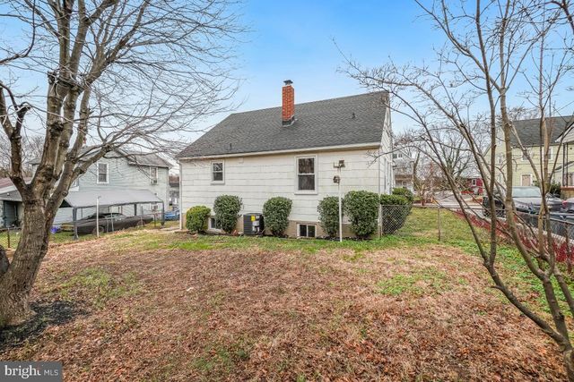 30 3RD AVE, Halethorpe, MD 21227