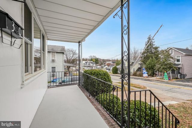 30 3RD AVE, Halethorpe, MD 21227