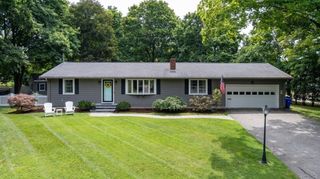 15 Keith Dr, Attleboro, MA 02703