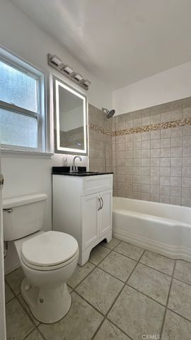 825 Green Street, Glendale, CA 91205
