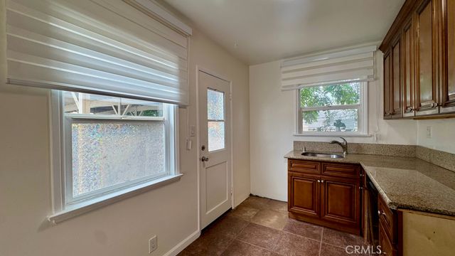 825 Green Street, Glendale, CA 91205