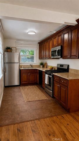 825 Green Street, Glendale, CA 91205