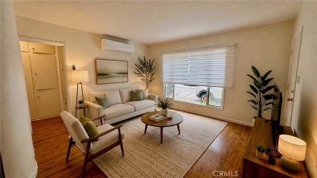 825 Green Street, Glendale, CA 91205