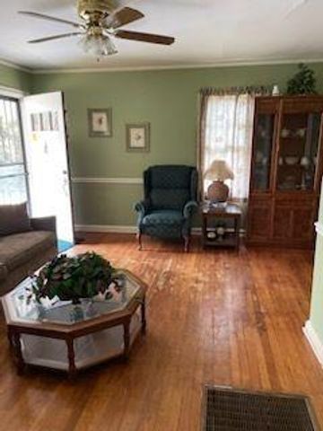 2530 Old Colony Road, East Point, GA 30344