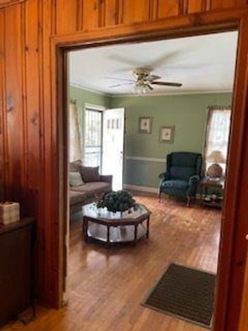 2530 Old Colony Road, East Point, GA 30344